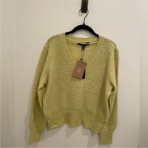 Vero Moda Waffle Knit V-Neck Sweater Women’s Large Yellow Green NWT